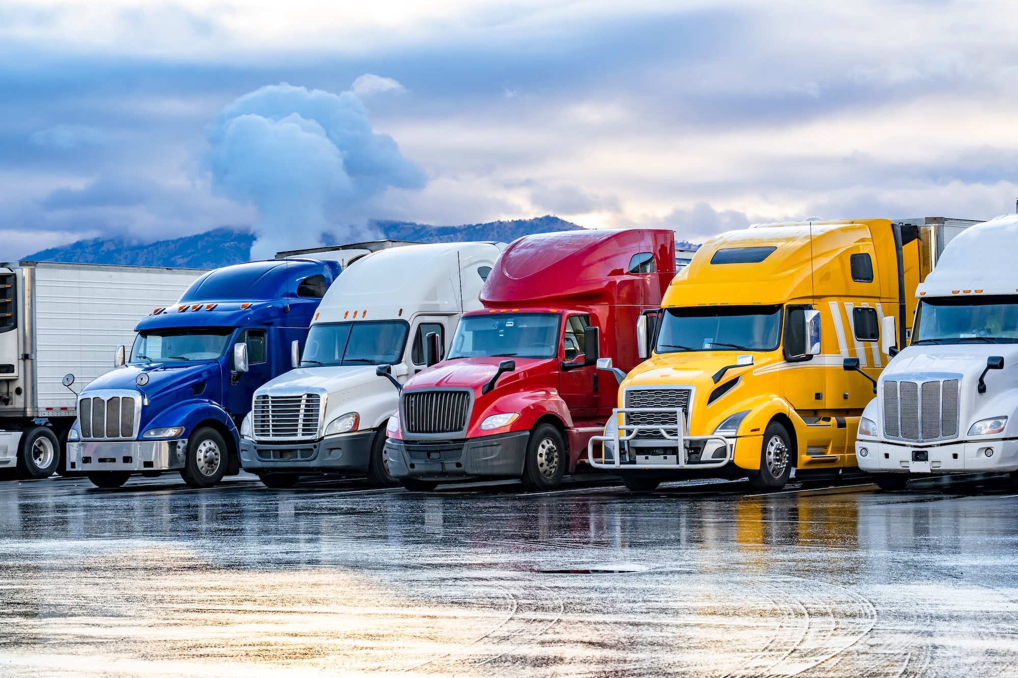 Trailer In Us US trailer orders continue monthly upswing - Global Trailer